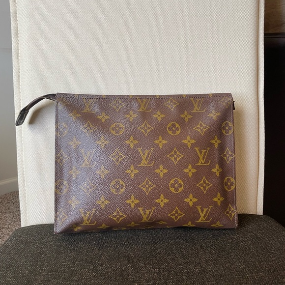 Louis Vuitton Handbags - Authentic Louis Vuitton vintage clutch
